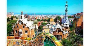 Special Spanish Classes Walking Around The City Of Barcelona