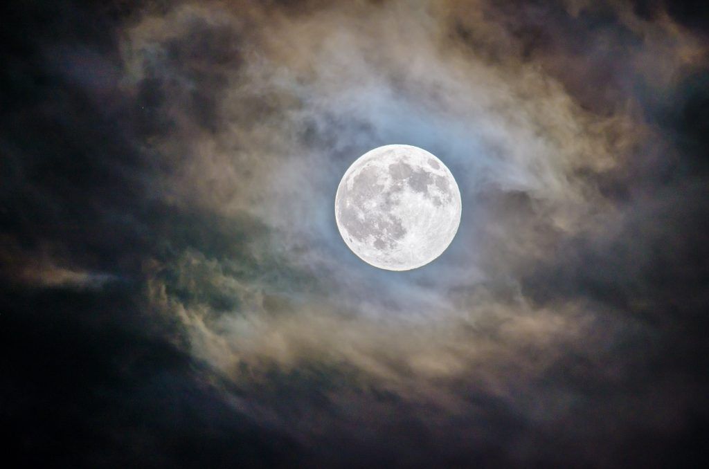 luna en español