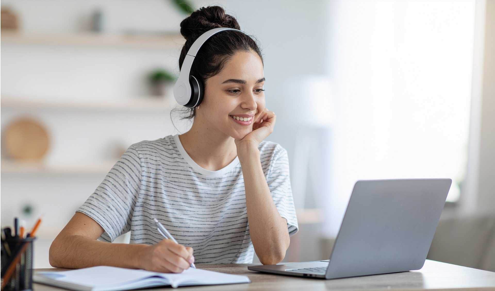 Study Spanish Online In Your Free Time!